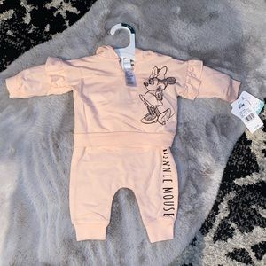 NEW DISNEY Two Piece set , Size: 0-3m